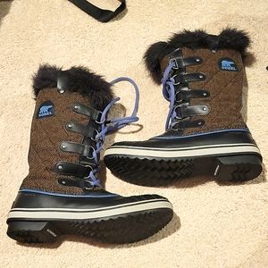 Sorrel Boots size 8- Waterproof